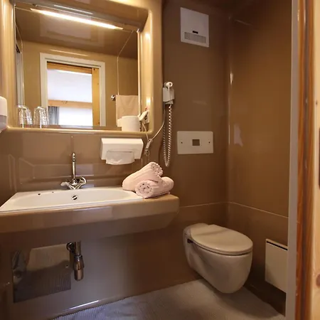Pension Waldesruh 3* Sölden
