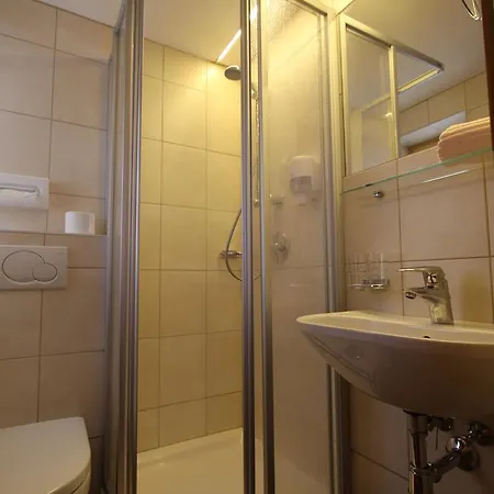 Pension Waldesruh 3* Sölden
