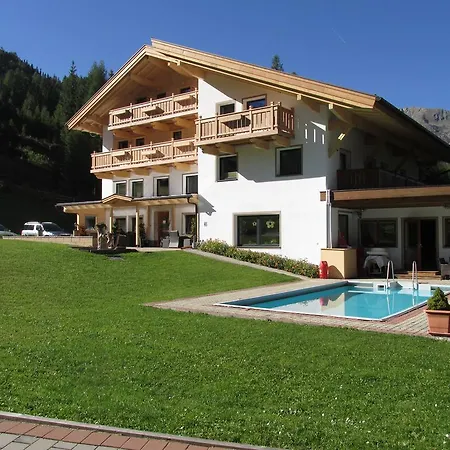 Pension Waldesruh 3* Sölden